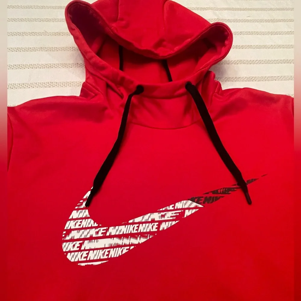 NIKE DRI-FIT Men’s Pullover Hoodie - Picture 8 of 10